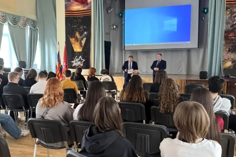 💼 Профориентационная встреча с сотрудниками ФСО  Как попасть на службу в Федеральную охрану? Какие э