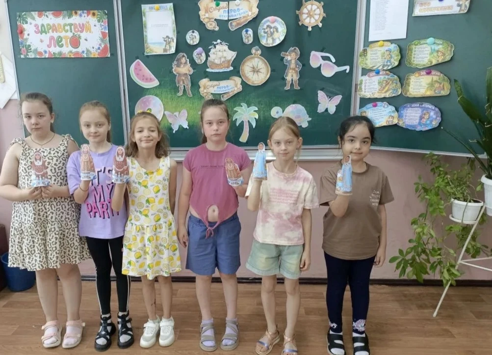 Сегодняшний день в нашем пришкольном лагере был по-настоящему особенным! Мы начали его, как всегда, 