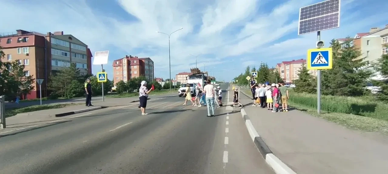 В подготовительной группе прошла профилактическая акция «Ребёнок — главный пассажир», н...