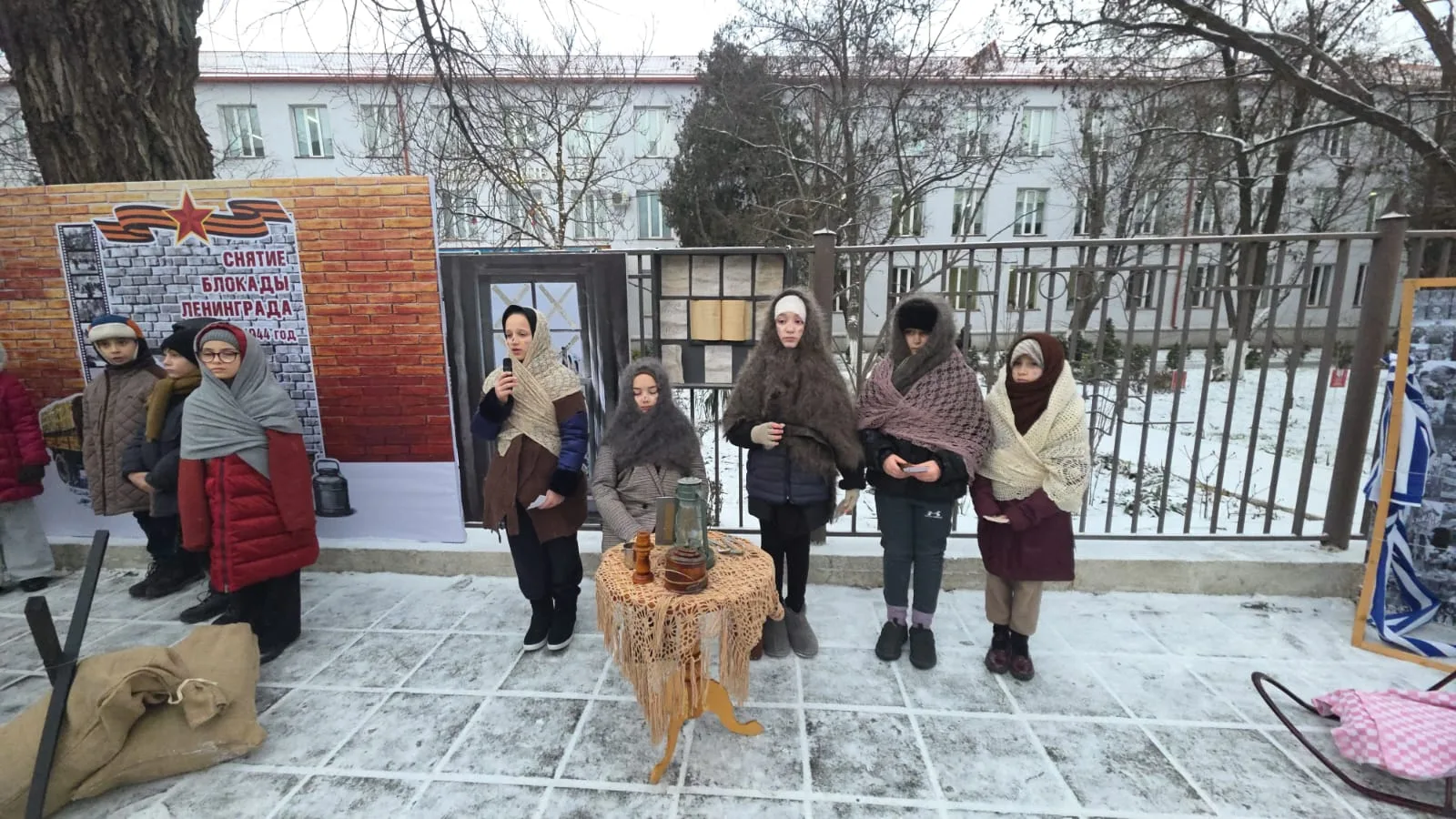 125 грамм памяти: наша школа в акции «Блокадный хлеб» 🕯️🍞  27 января, в День полного освобождения Ле