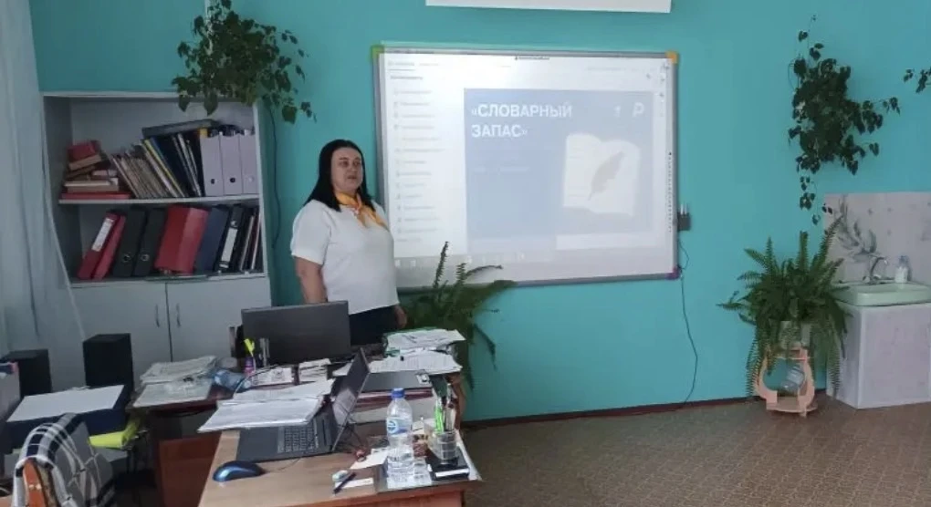 Сила слова: в школе прошла интеллектуальная игра «Словарный запас»!