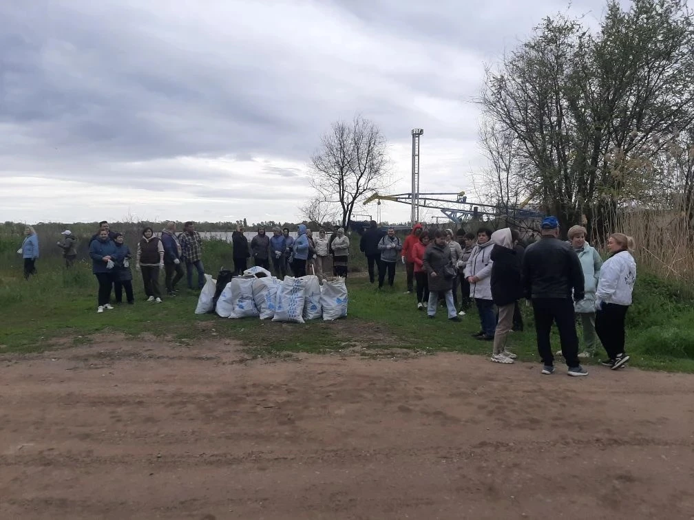 25.04.26 Всеросийский  День чистоты, сотрудники предприятия провели уборку территории о...