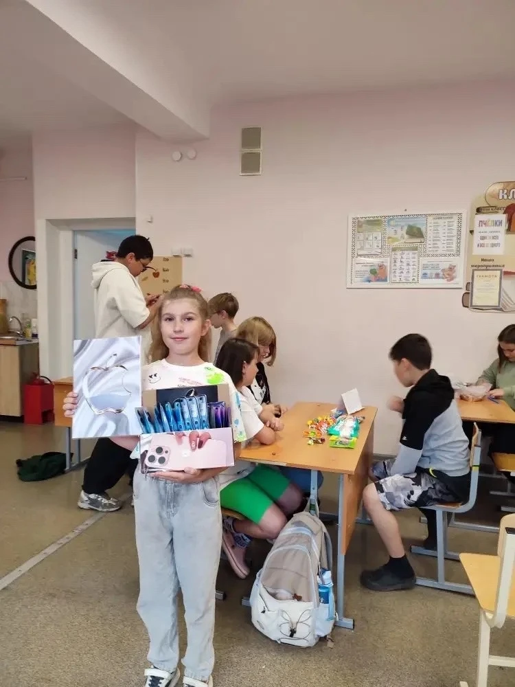 Какой замечательный день выдался сегодня в школьном лагере! Мы провели День бизнеса, и ребята просто