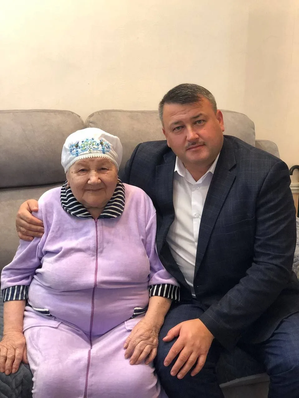 Дорогие наши земляки, представители старшего поколения!
