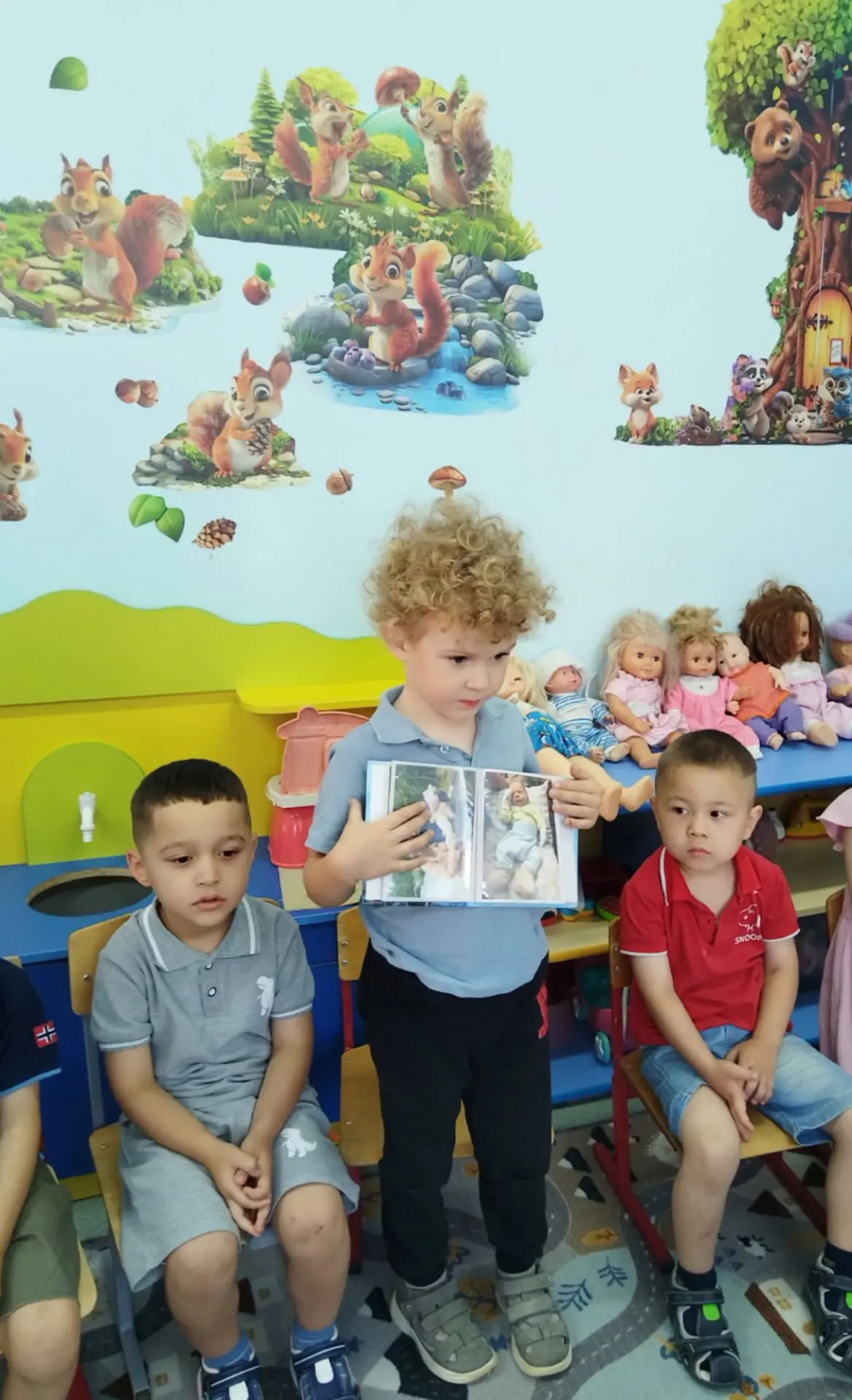В нашей  группе началась  тематическая неделя "Моя семья".