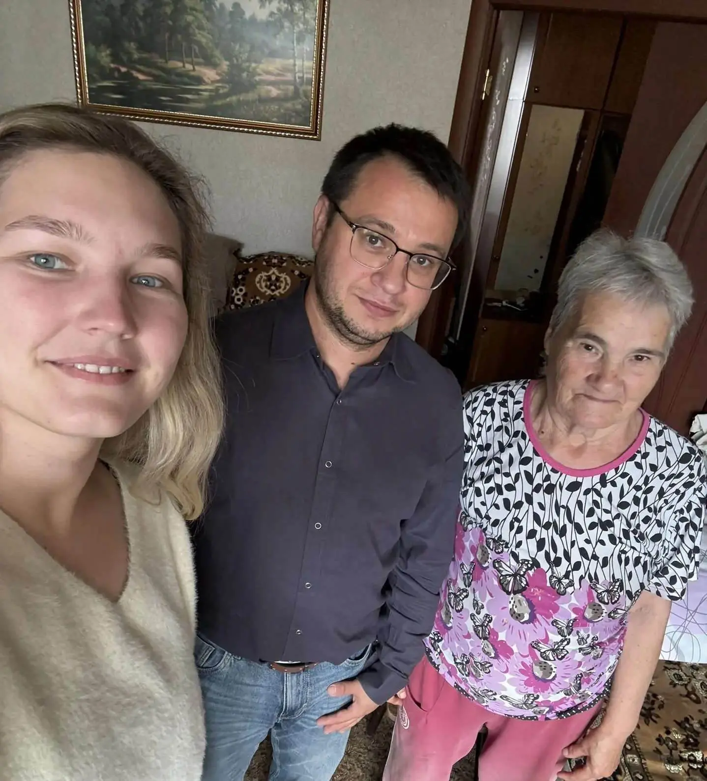 Уважение и забота: в районе стартовали поздравления ко Дню пожилых людей 🍂
