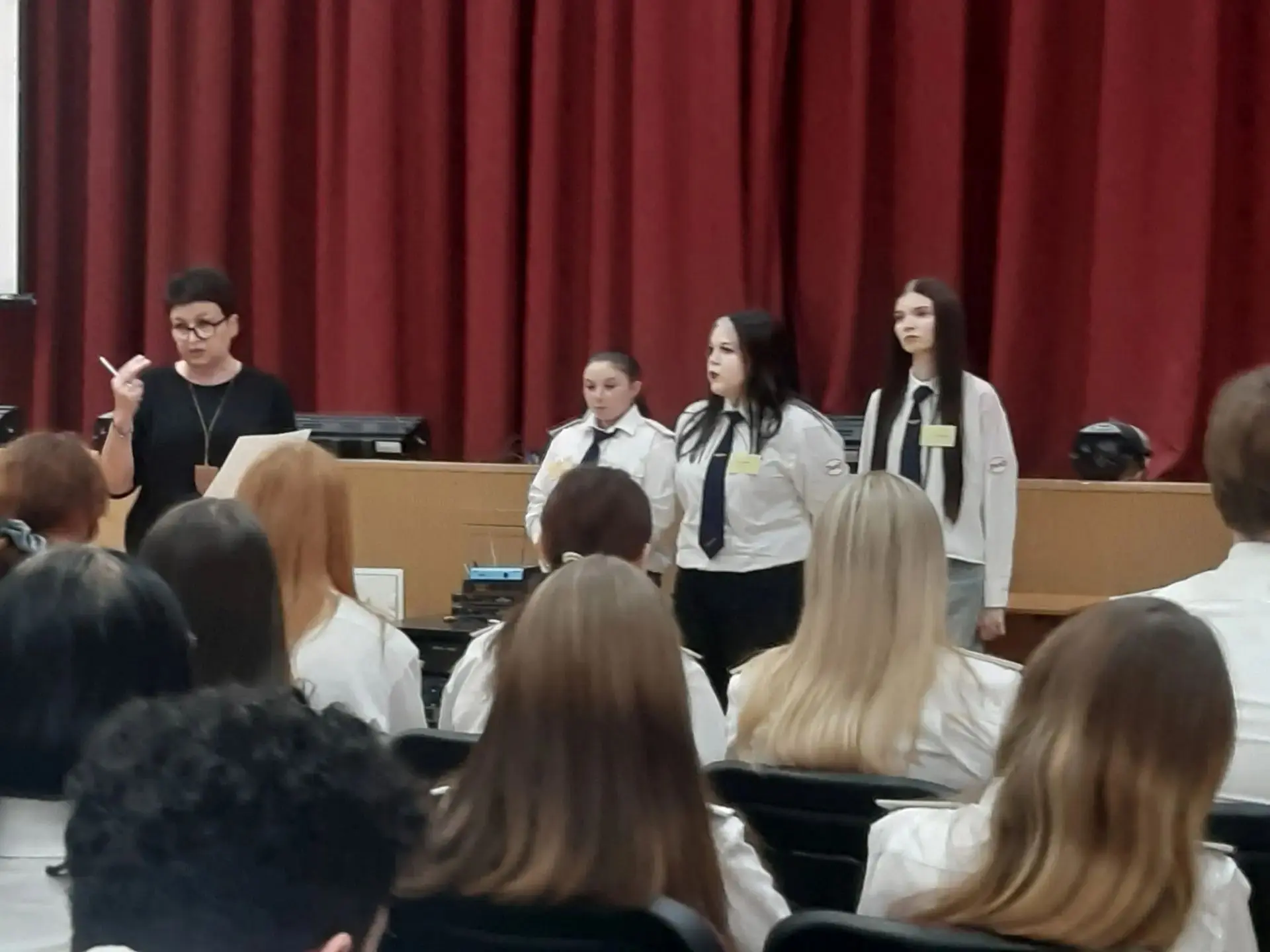 📌 В общежитии ЕТЖТ-ФИЛИАЛА РГУПС состоялось приветственное собрание для первокурсников...