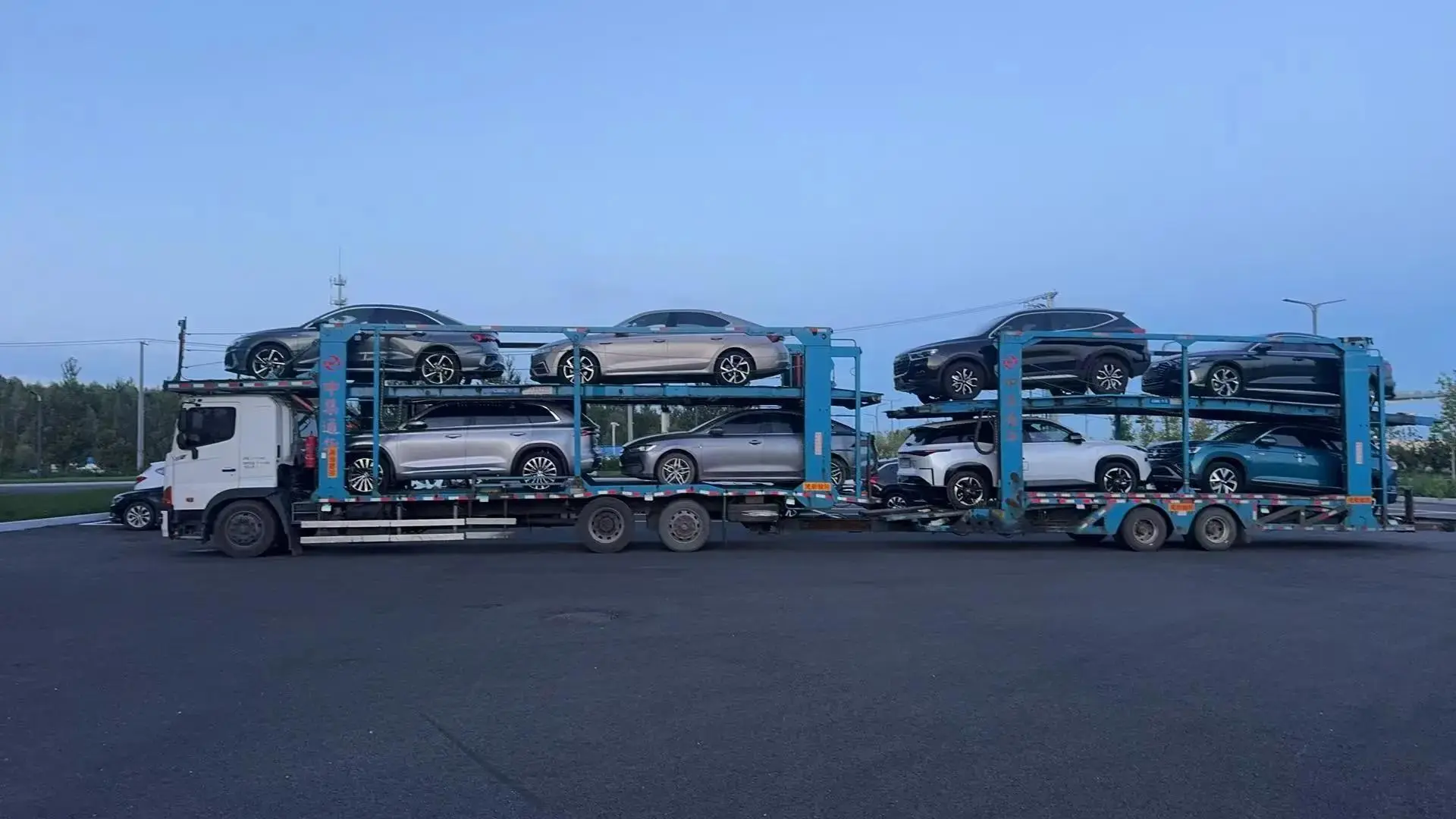 🚚 Ещё несколько мечт  в пути.

Эти авто ещё в Китае. Но уже совсем скоро они будут в России. У свои