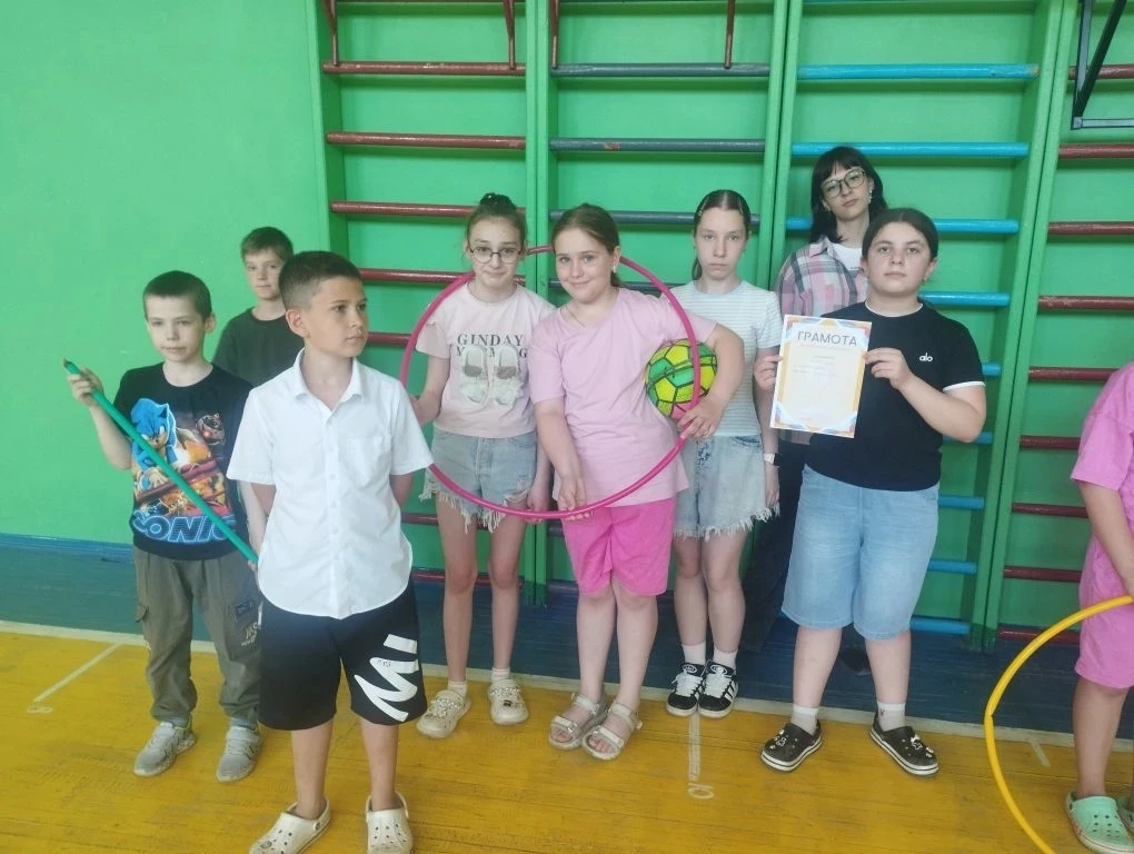 🇷🇺 СПОРТИВНЫЕ СОРЕВНОВАНИЯ 🏆
✨Сегодня в "ЛЕТЛАНДИИ" состоялся спортивный праздник «Веселые старты
