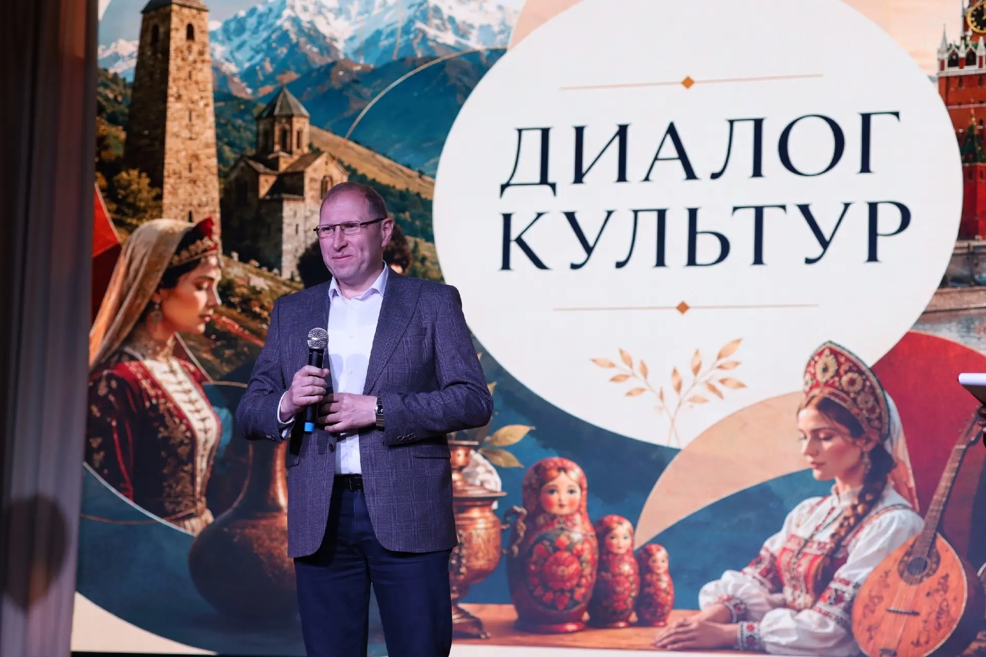 🤝 Традиции, язык, музыка, обычаи и народное творчество — всё это составляет богатое культурное насл