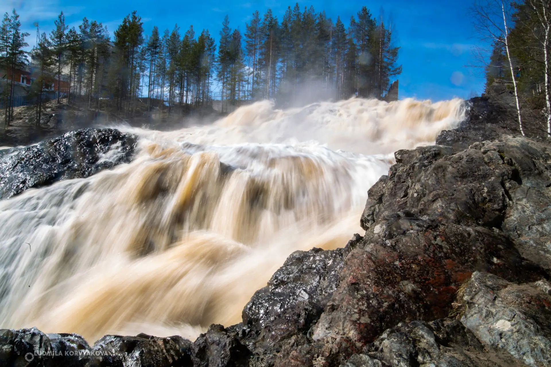 Самый большой искусственный водопад в Карелии в этом году не проснется  На Пальеозерской ГЭС в этом 