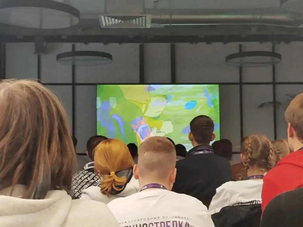 🚀 Прошёл второй день Международного фестиваля «ТехноСтрелка» — и наши команды в самом эпицентре собы
