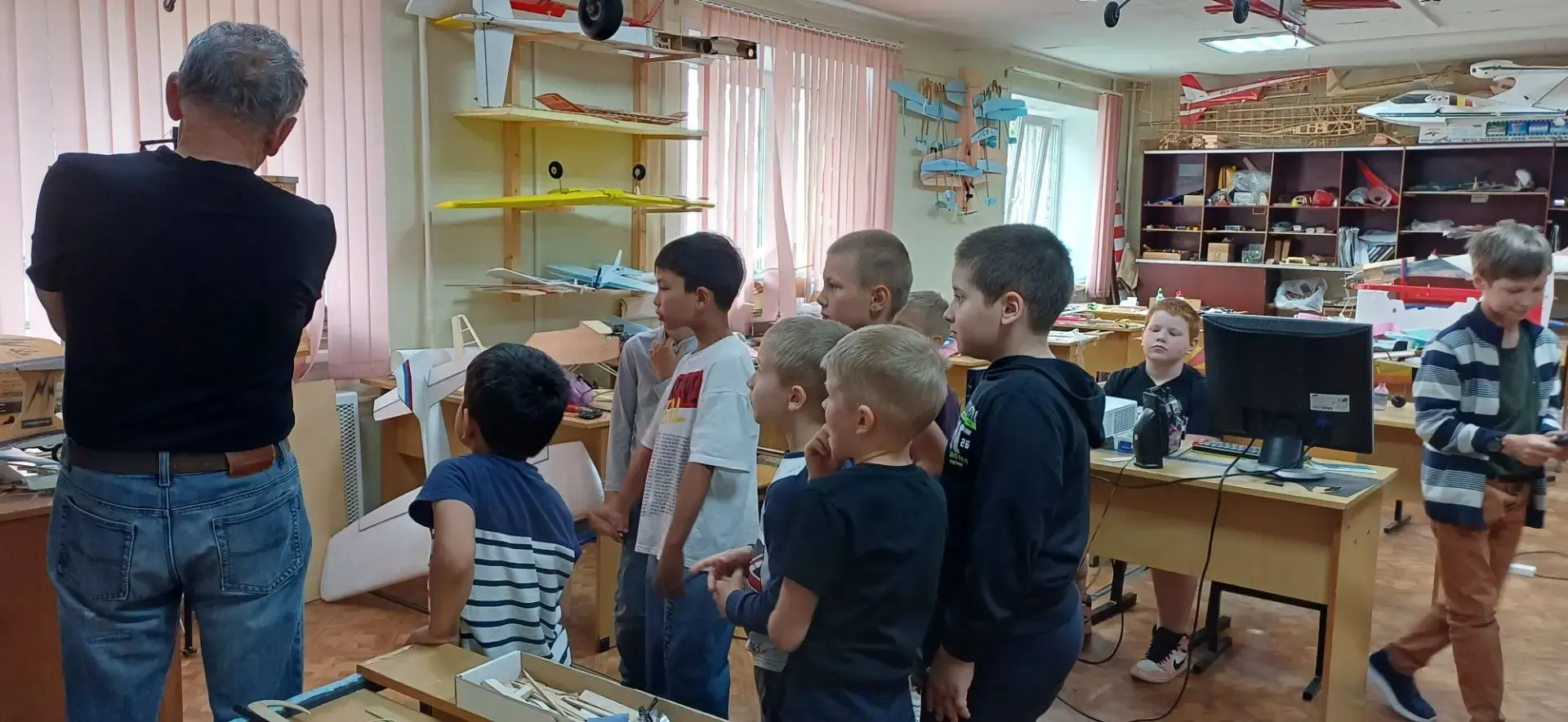 МОУ -СОШ 3 г Можайска (корпус Павлищево)
ЛОЛ ЗВЕЗДА ДЕНЬ 11

Сегодня ребята отправились в увлекатель