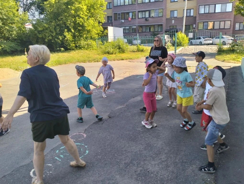 В нашем детском саду🏡 состоялась долгожданная летняя дискотека, 💃🕺в которой принимали участие все