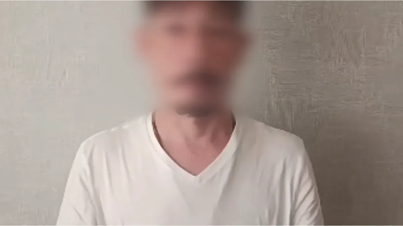 В Уфе задержали мошенника-курьера

В Уфе задержан курьер, забравший у 72-летней женщины 1,9 млн руб.