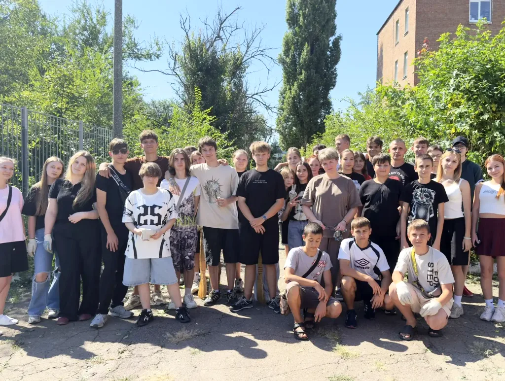«Кто, если не мы?» — такой вопрос задали себе ребята из 9-х и 11-х классов гимназии. Пр...