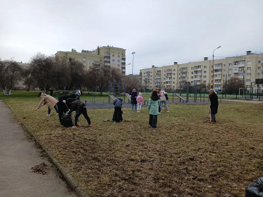 ❗️❗️ТРАДИЦИОННЫЙ ВЕСЕННИЙ СУББОТНИК В ШКОЛЕ❗️❗️Сегодня, 4 апреля 2026 г., на территории школы прошел