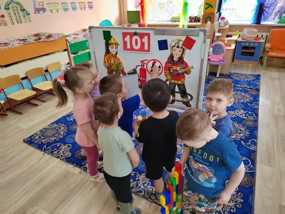 "Маленькая спичка-большая беда"

В группе №6 прошел День пожарной охраны.

В ходе мероприятия воспит
