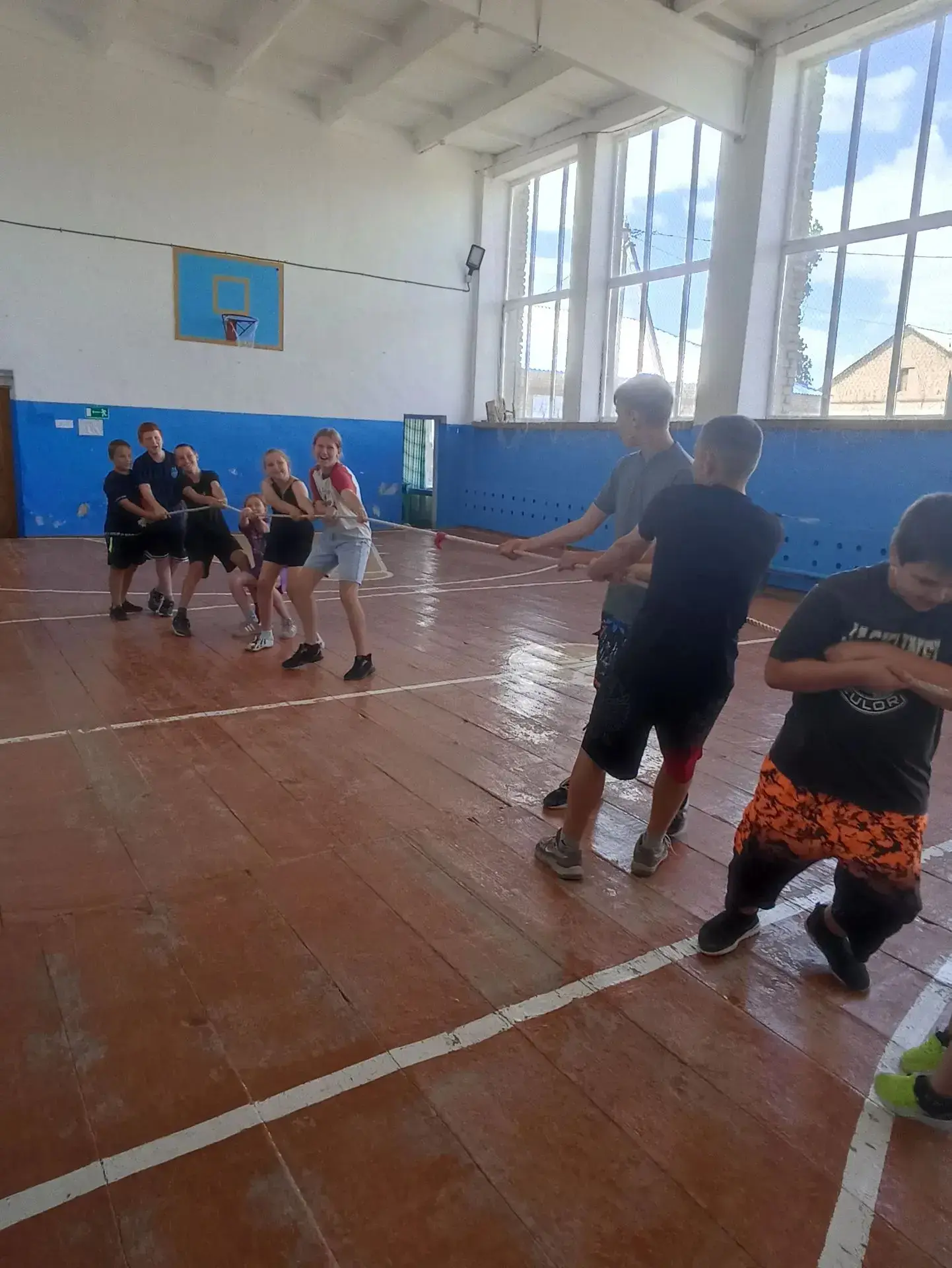 В нашем школьном лагере, сегодня состоялся спортивный праздник «Веселые старты».
Соревнования прошли