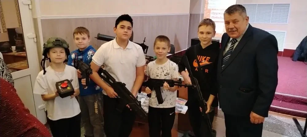 🇷🇺 СВЯЗЬ ПОКОЛЕНИЙ И ЕДИНСТВО НАРОДА!