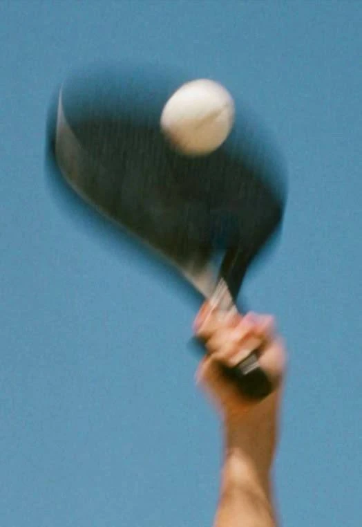 🎾 Масштабный фестиваль падела проходит в «Лужниках» 

Гостей ждут сразу шесть кортов, турниры, маст
