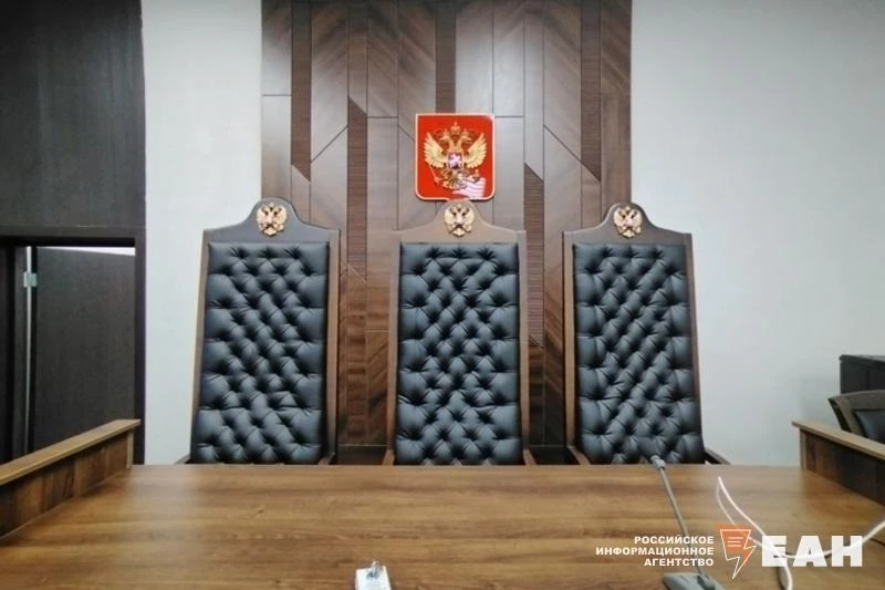 В Челябинской области за хищение денег при ремонте больницы будут судить директора фирм...