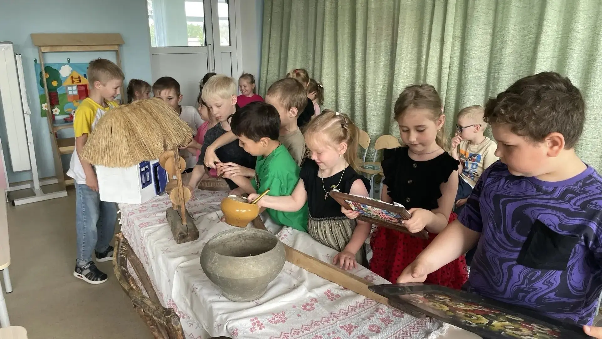 Ежегодно 18 мая во всём мире отмечается Международный день музея. Музеи являются хранит...