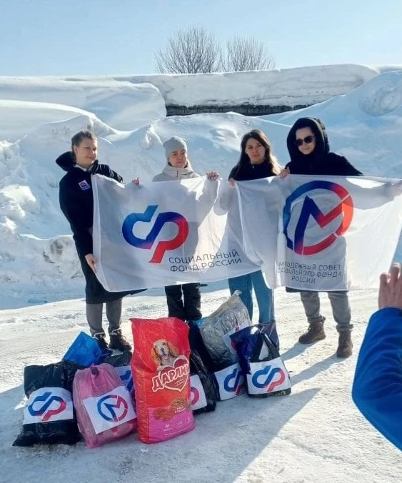 Сегодня приют Собачкино с гостинцами посетили представители Молодежного совета Социальн...