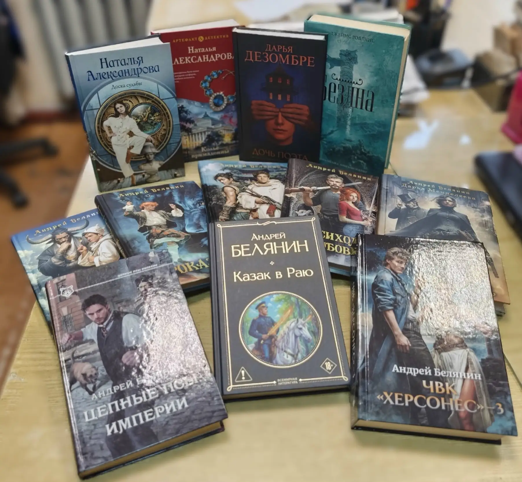 ✅КНИГИ В ДАР!

У нас о-о-о-о-о-о-о-очень отличная новость))))))
Коллектив библиотеки от всей души бл