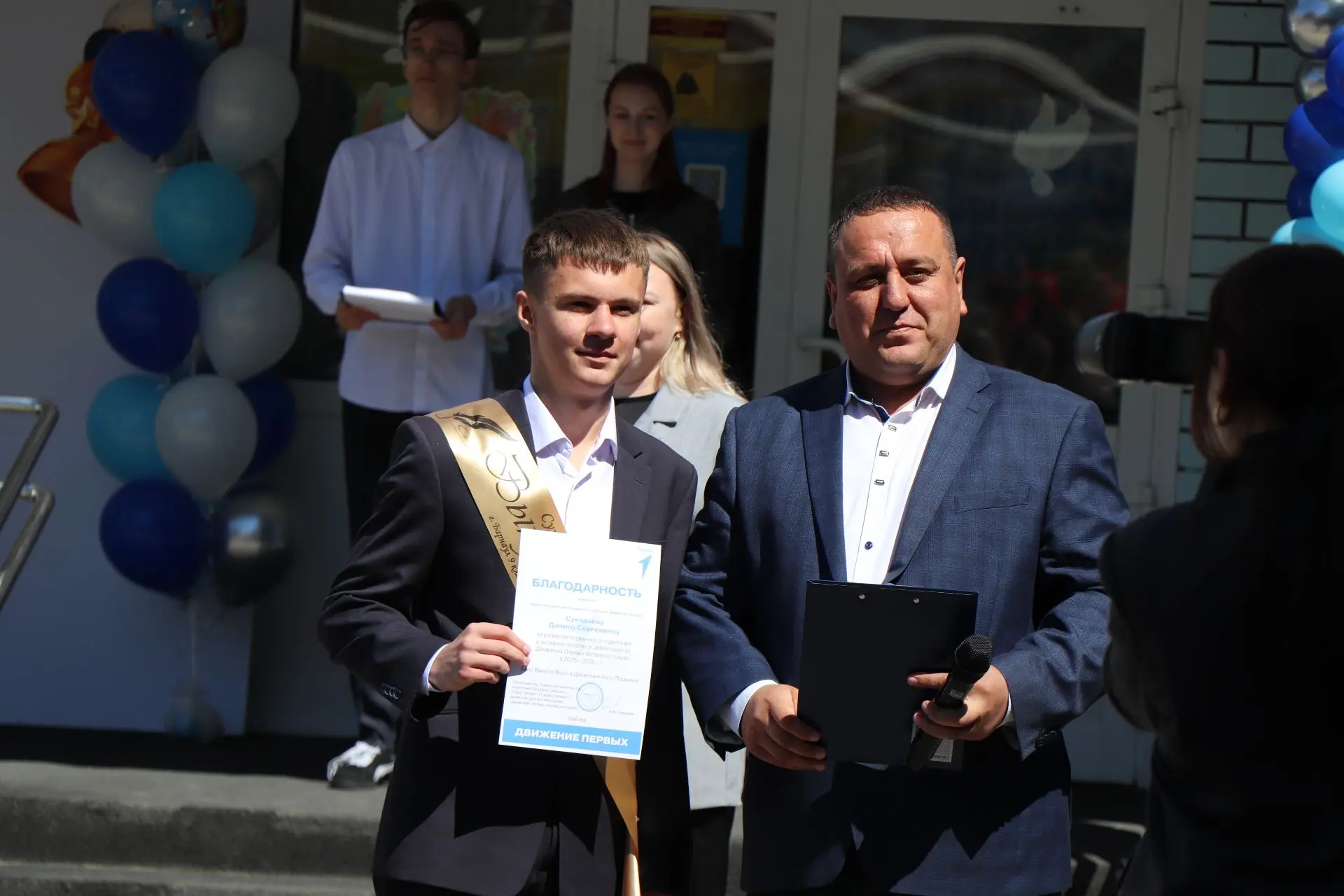 #ПоследнийЗвонок_9классы🔔❤️  🎈Последний звонок – это всегда очень трогательный и незабываемый момент
