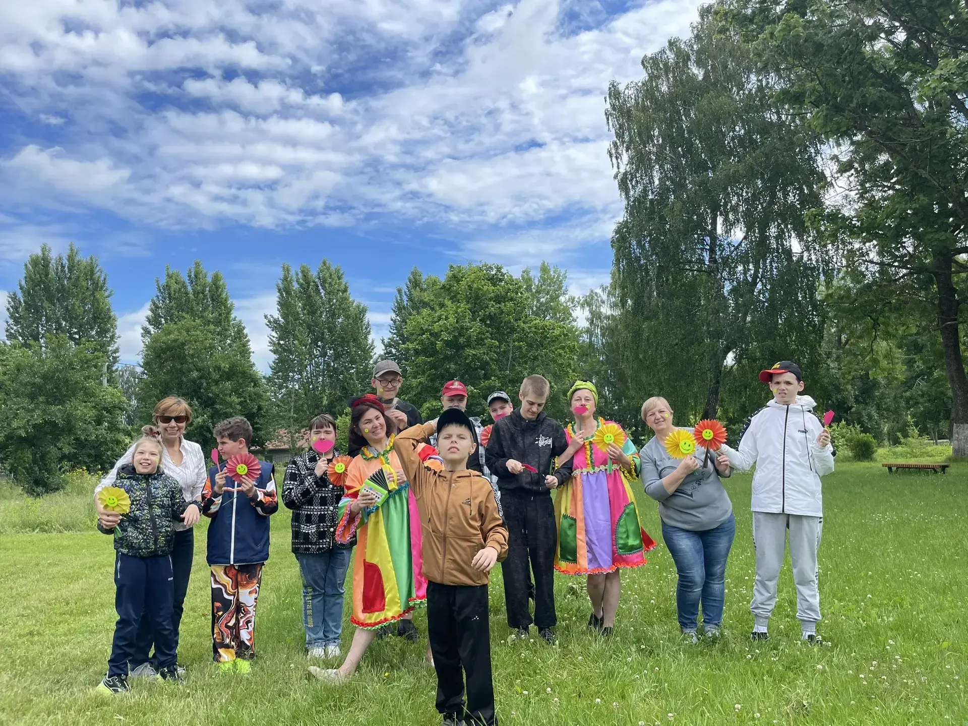 ⎯⎯⎯⎯⎯⎯⎯⎯⎯⎯
Дневник лагеря: День улыбок! ☀️

У  нас был по-настоящему светлый и радостный день, ведь 