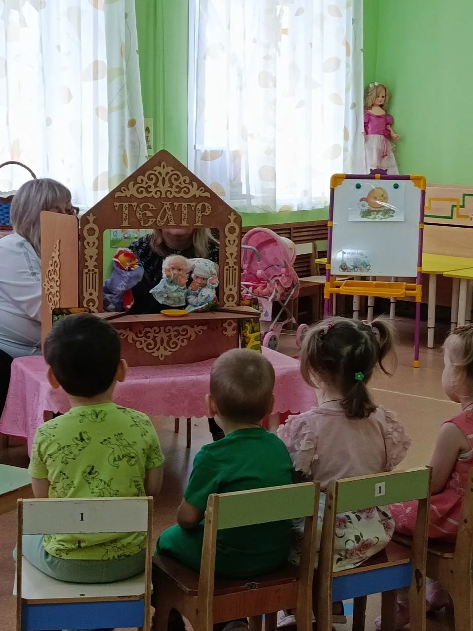 🖌Неделя педагогического мастерства💼       В нашем детском саду продолжается неделя педагогического м