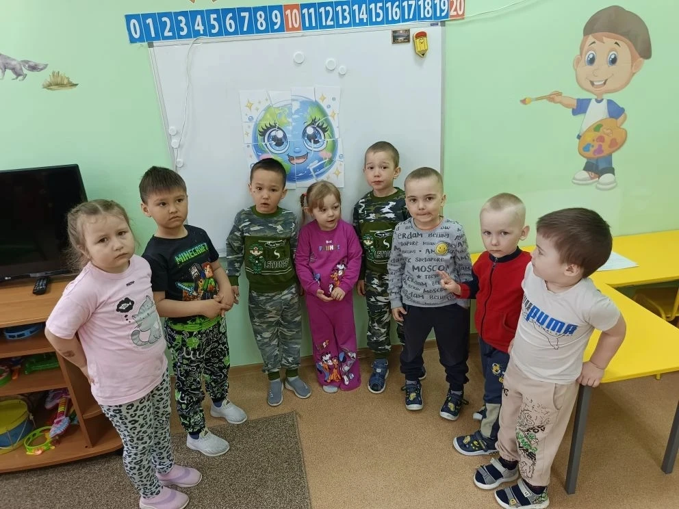 🌿 Эколята‑защитники природы: увлекательное приключение в группе "Звездочки"! 🌿