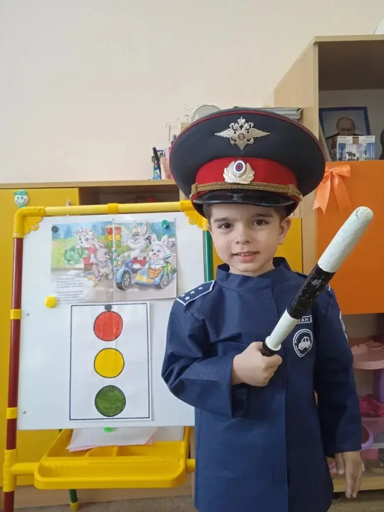 В корпусе нашего детского сада прошло занятие о безопасности на дороге. Занятие прошло  ярко, весело