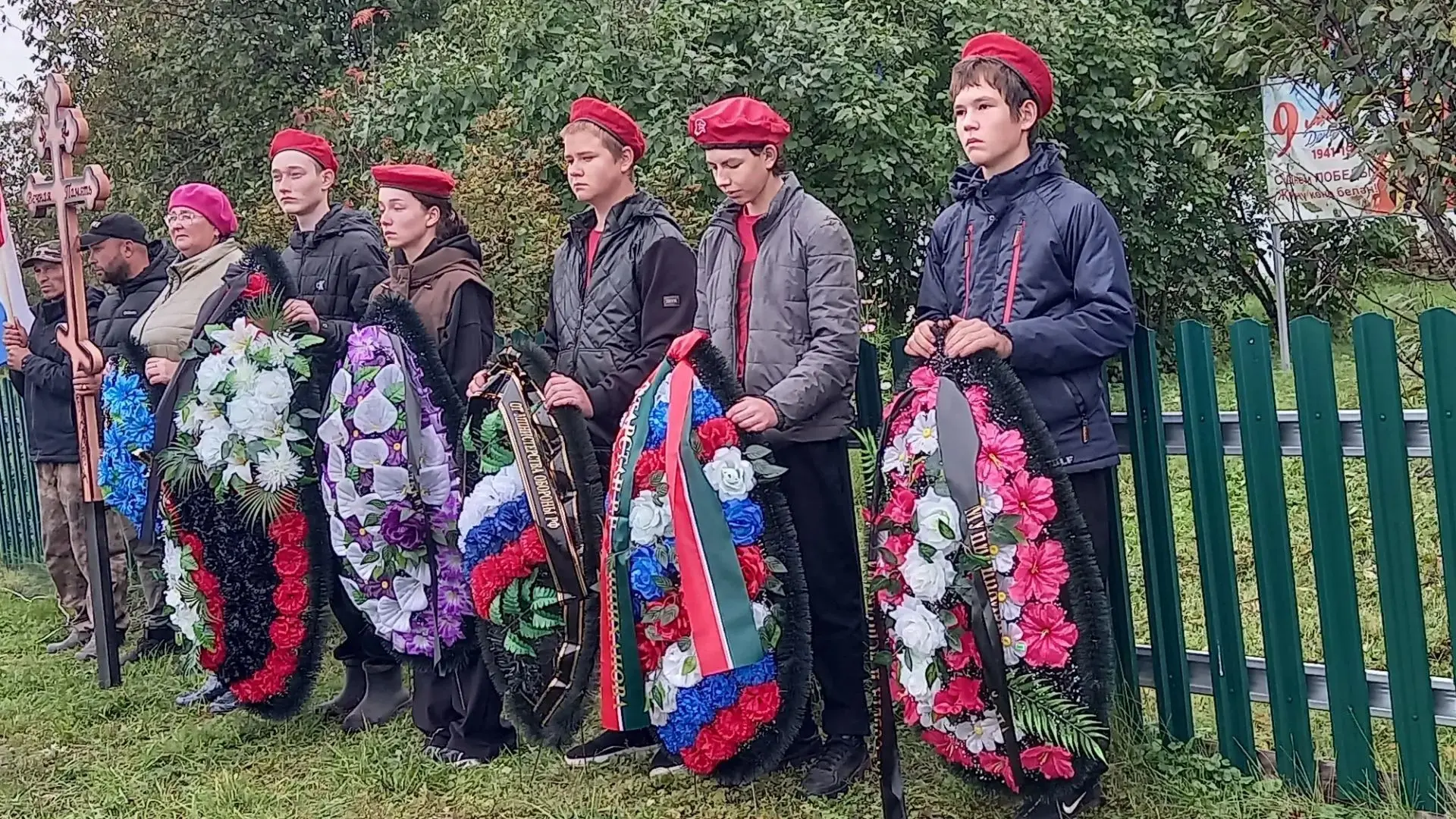 ▪️Сегодня юнармейский отряд имени Старшова Сергея Ивановича принял участие в траурном м...