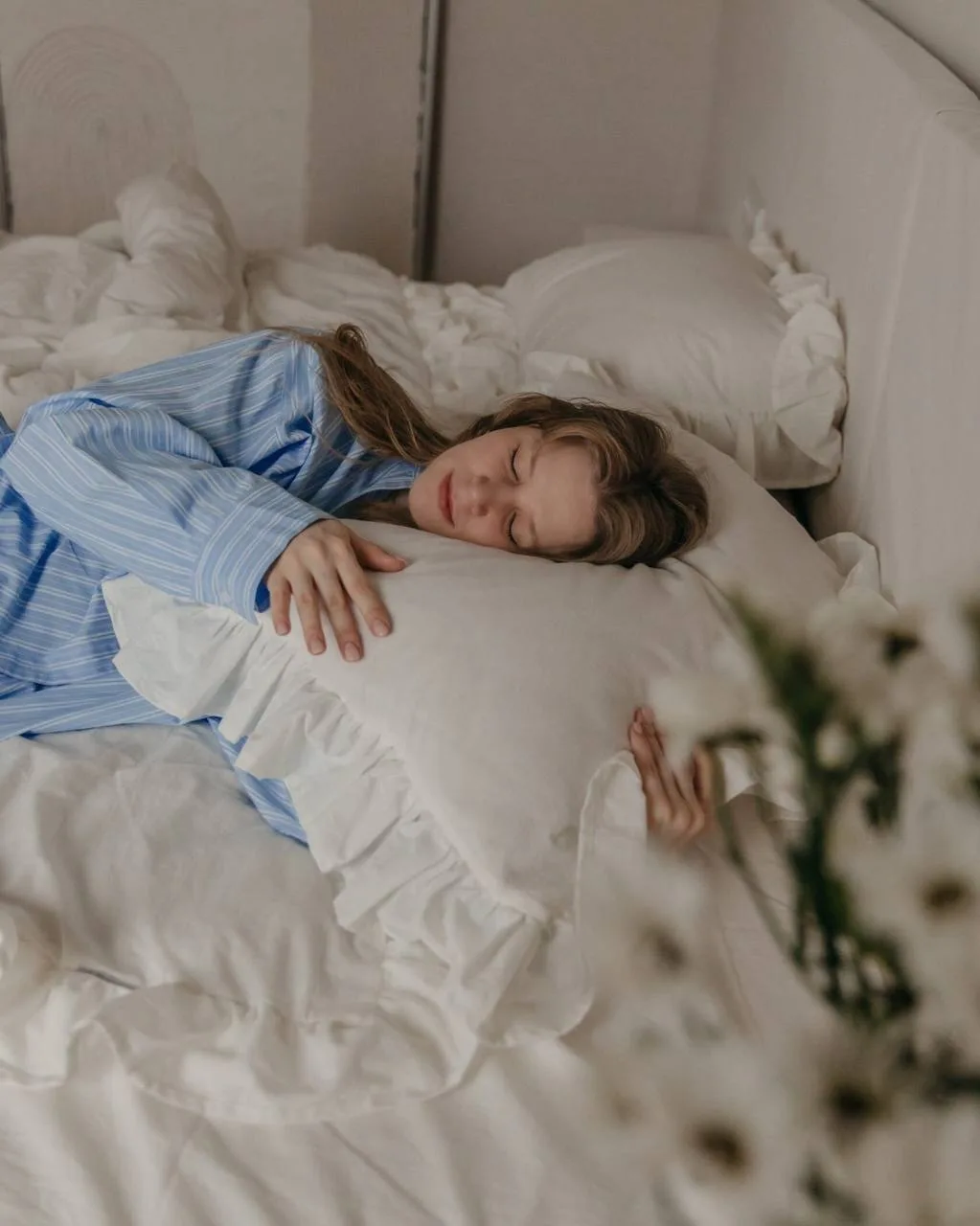 Соберём спальню мечты с Provans Belimova 😴

1️⃣ Одеяла - из льняного термоволокна и хлопка, всесезо