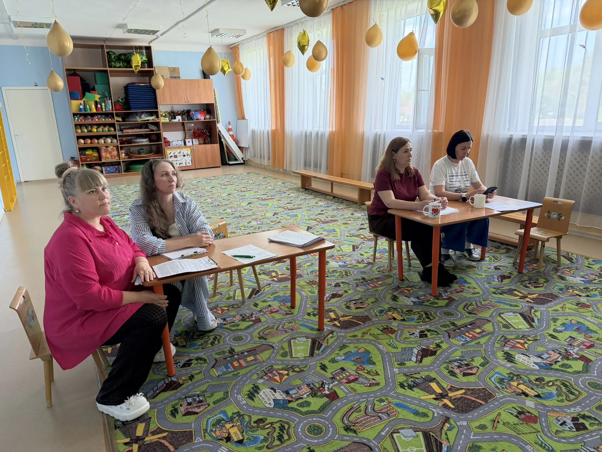 Сегодня в нашем детском саду прошёл итоговый педагогический совет. 👩‍🏫👨‍🏫 Педагоги подвели итоги