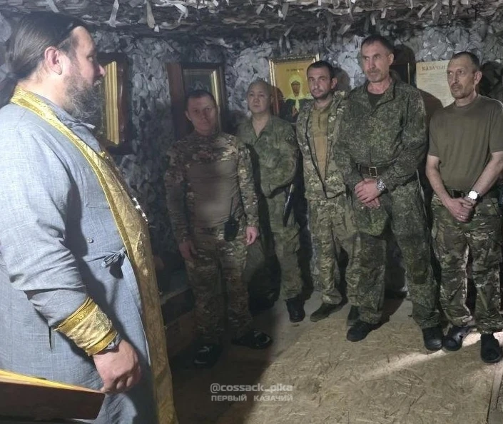 🙏  С молитвою о воинстве

В день памяти святителя Луки, архиепископа Крымского войсковые священни