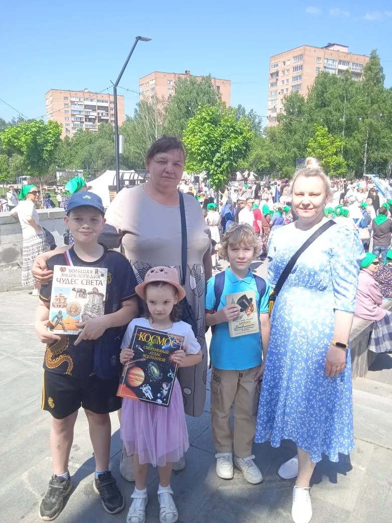 В Ижевске 24 мая педагоги и родители детского сада стали участниками масштабного праздн...