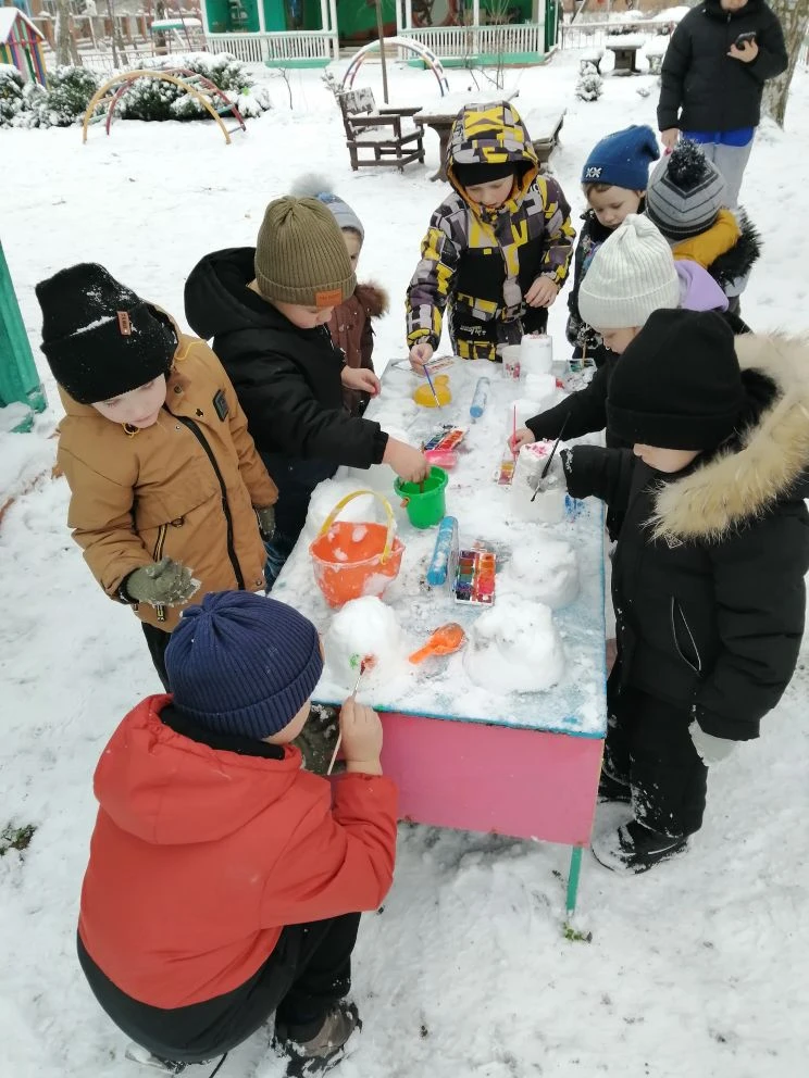 Весёлые снежки и цветные куличи ❄️🎨