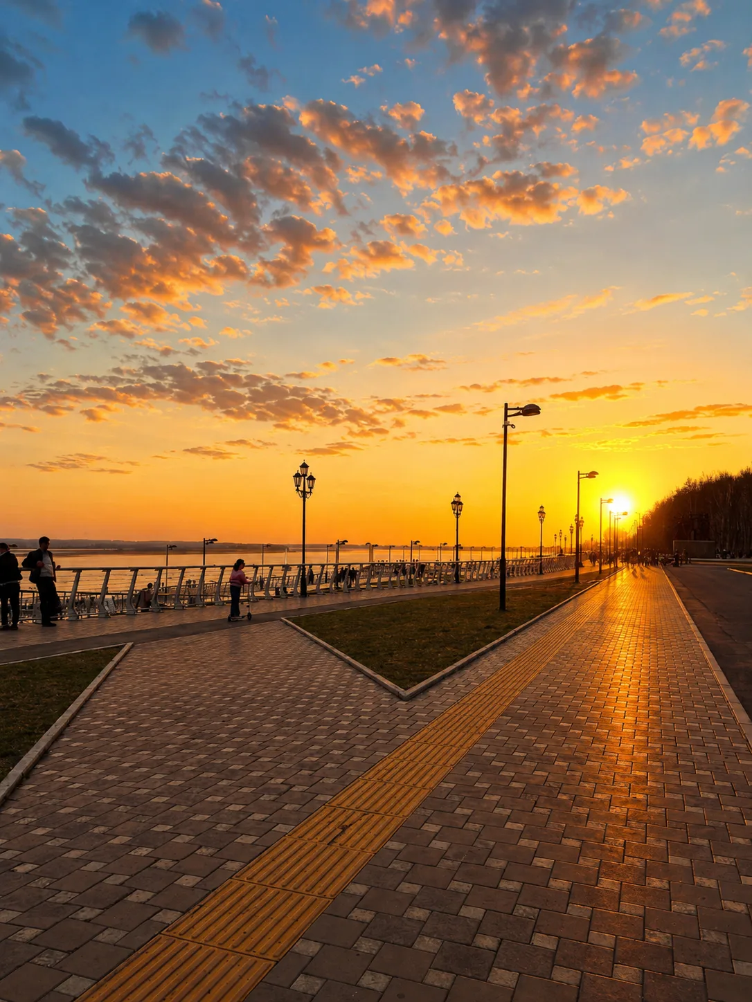 ☀️ Доброе утро, Комсомольск-на-Амуре!

Сегодня, 14 июня, воскресенье. По прогнозам синоптиков, жител
