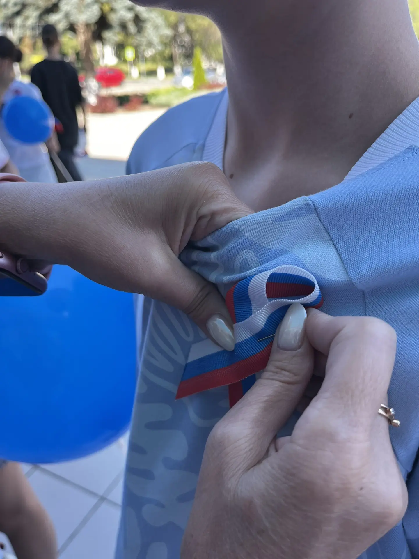 🤍На площади Районного Дворца культуры «Кубань» прошли акции «Флаги России» и «Российск...