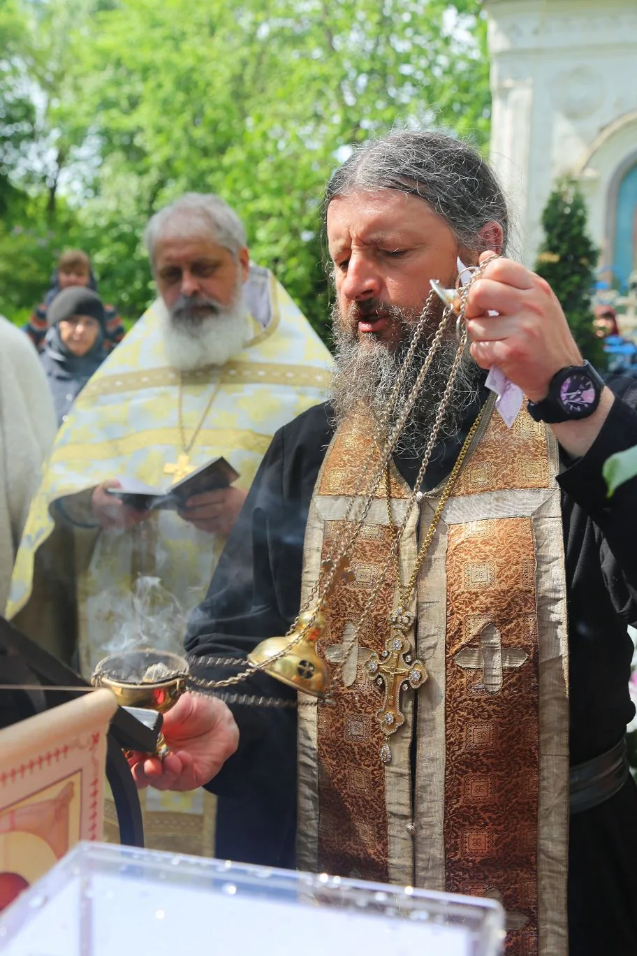 День памяти батюшки Николая Гурьянова на острове   Вчерв Талабск жил памятью и молитвой. Сотни палом