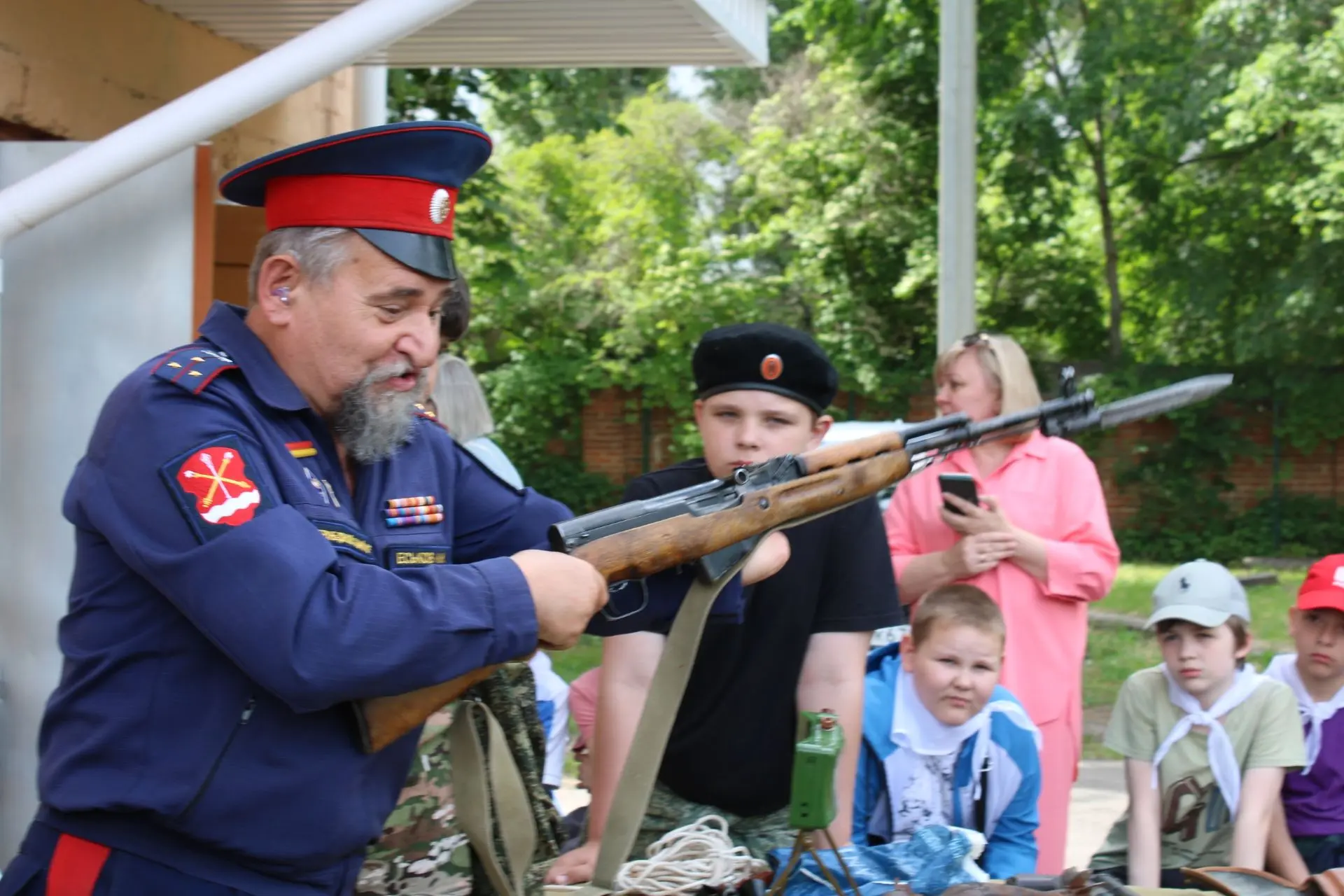 Запоминающаяся встреча в лагере «Дружба»