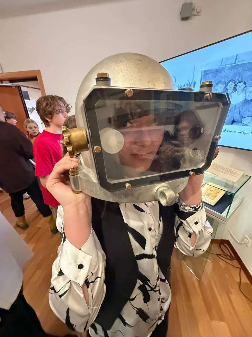 🇷🇺 Юнармейцы в деле: готовимся к «Зарнице 2.0» с погружением в историю!  💢 12 марта наши ребята не п