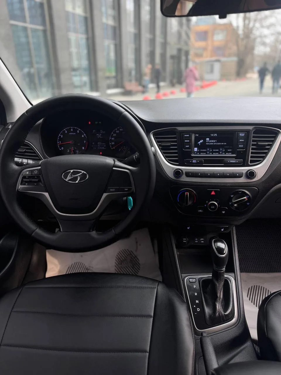 😍Скидка еще 30.000₽  Hyundai Solaris  ▪️ Год выпуска — 2017 ▪️ 1.4 | автомат | 100 лс ▪️ 248 тысяч п