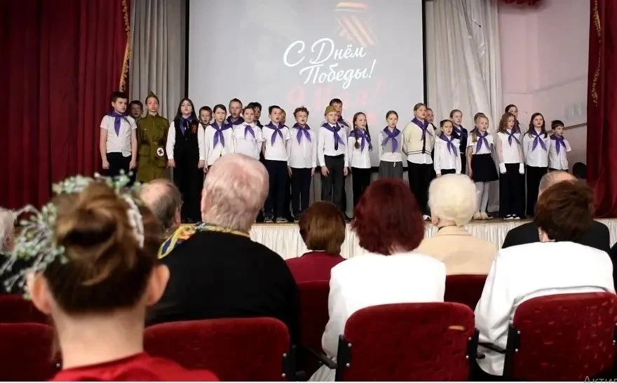 ❤️ Маленькие сердца с большой благодарностью: концерт к 9 Мая в начальной школе  В преддверии 9 Мая 