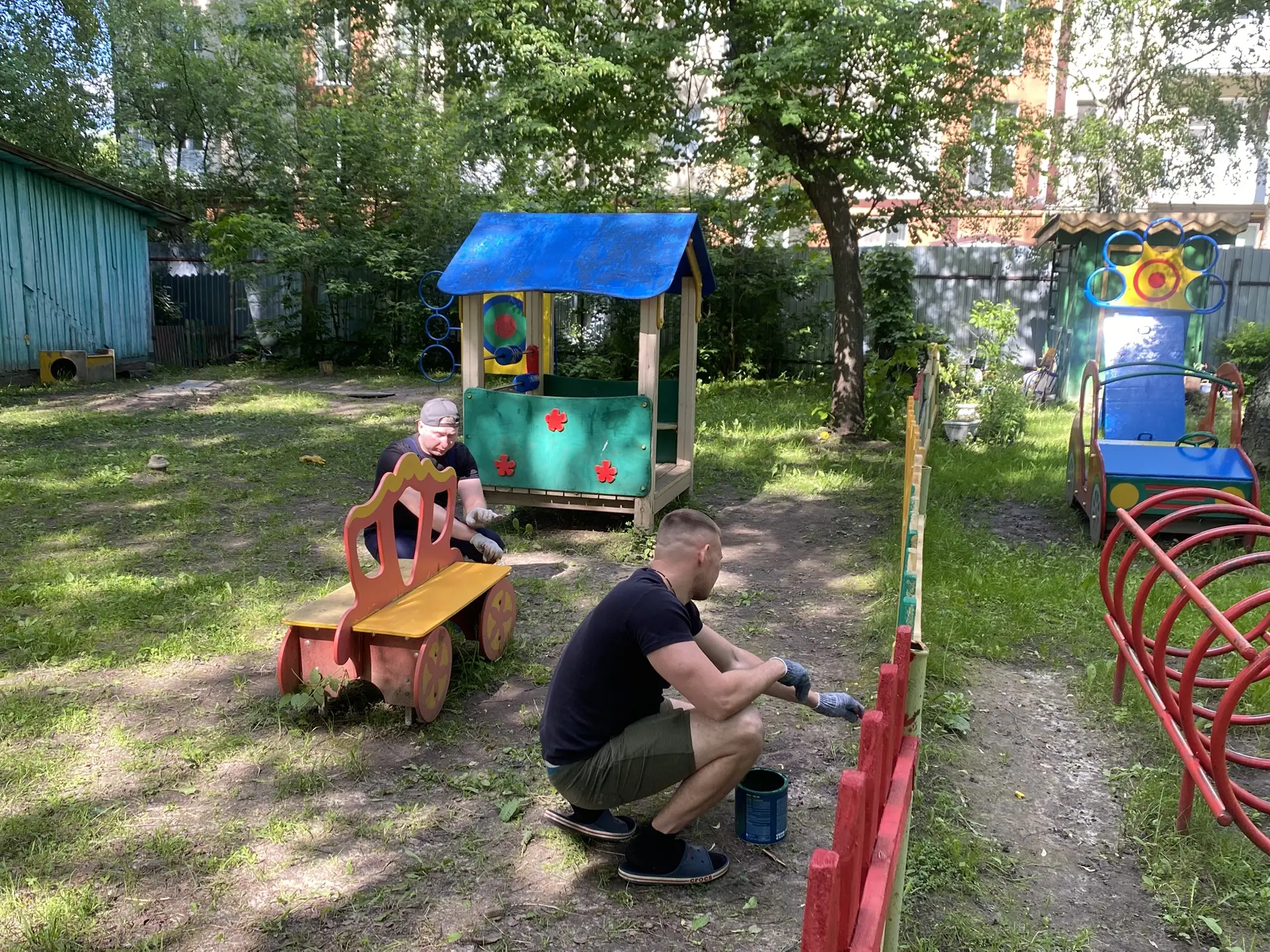 Уважаемые родители и сотрудники!

Администрация и коллектив детского сада выражают искреннюю благода