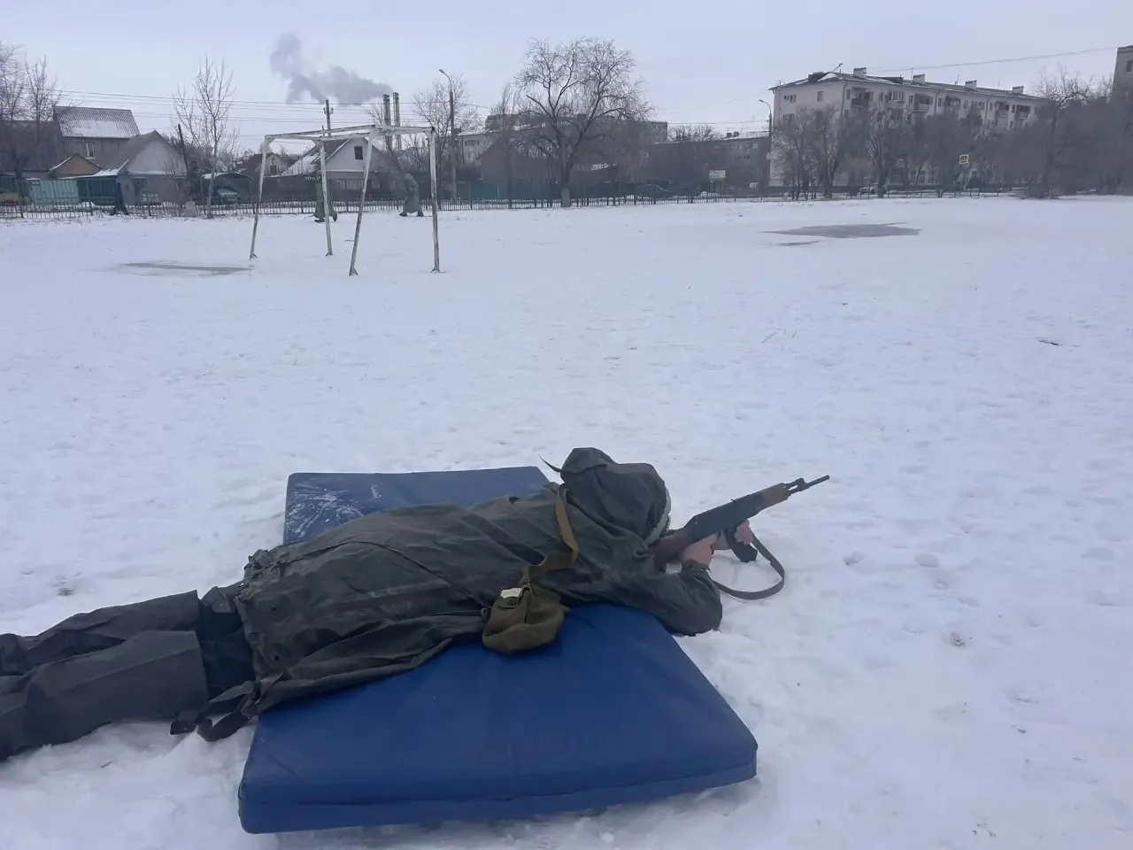 🌟 В рамках празднования победы под Сталинградом в нашей школе прошел военно-спортивный марш-бросок, 
