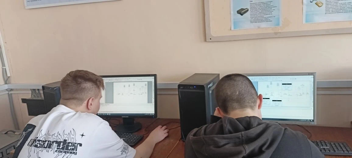 Дайджест событий Фестиваля 🛠️   Коротко о том, как прошли три главных события:  ⚡ Олимпиада по физик
